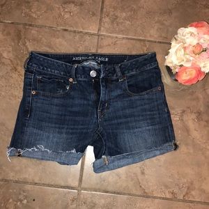 American Eagle Size 8 Midi Cut Off Shorts